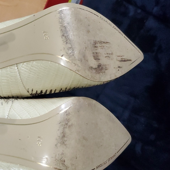 Charles Jourdan Pumps - Picture 4 of 6